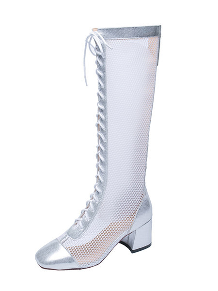 Novi model ženskih čizama ili čizama na pertlu