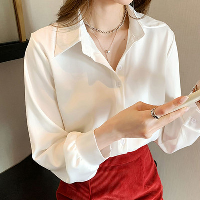 Γυναικείο ανοιξιάτικο πουκάμισο με κουμπιά και κλασικό γιακά