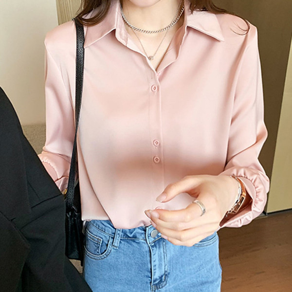 Γυναικείο ανοιξιάτικο πουκάμισο με κουμπιά και κλασικό γιακά