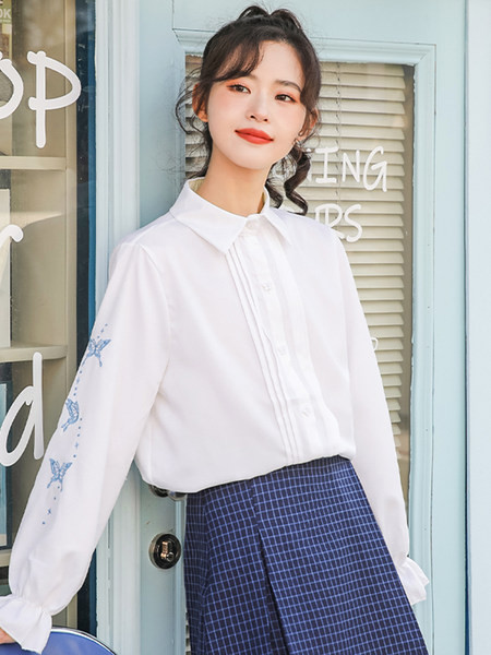 Ženska ležerna košulja s aplikacijom i klasičnim ovratnikom