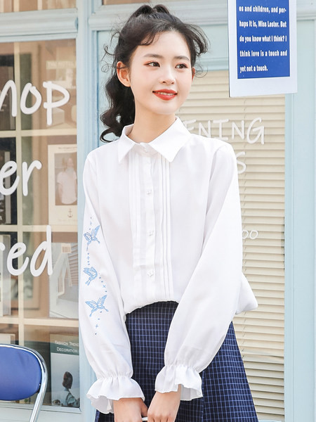 Ženska ležerna košulja s aplikacijom i klasičnim ovratnikom