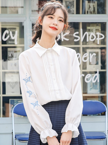 Ženska ležerna košulja s aplikacijom i klasičnim ovratnikom