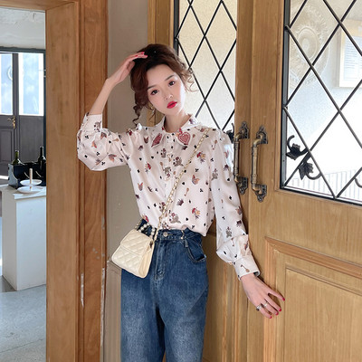 Μοντέρνο γυναικείο πουκάμισο με φλοράλ μοτίβο και μακριά μανίκια