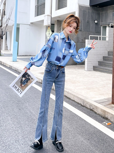 Proljetna ležerna košulja u plavoj boji