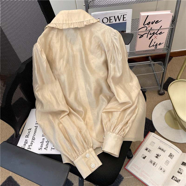 Γυναικείο πουκάμισο σε στυλ ρετρό με βολάν και πέρλες