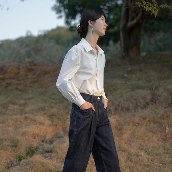 Novi model košulje sa klasičnom kragnom