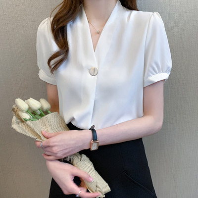 Νέο μοντέλο γυναικείο πουκάμισο - με κοντό μανίκι και λαιμόκοψη