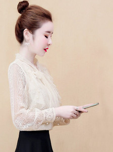 Μοντέρνο γυναικείο πουκάμισο με γιακά πόλο - δύο μοντέλα