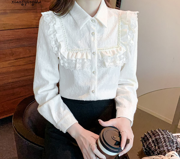 Γυναικείο ανοιξιάτικο πουκάμισο με δαντέλα και  βολάν