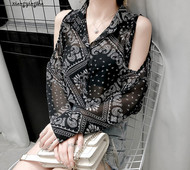 Γυναικείο πουκάμισο με κλασικό γιακά και γυμνούς ώμους