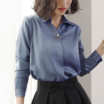 Γυναικείο πουκάμισο δύο μοντέλα με κοντό και μακρύ μανίκι με μεταλλική διακόσμηση