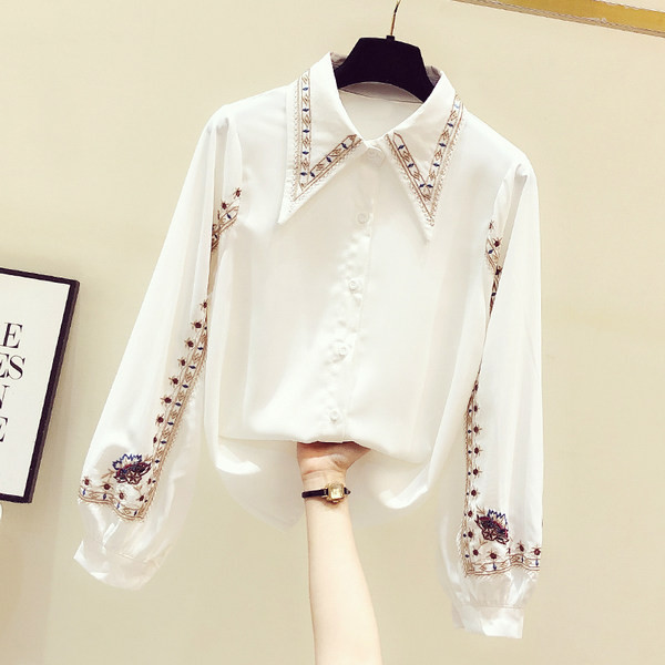 Moteriški balti šifoniniai marškiniai su spalvotu siuvinėjimu
