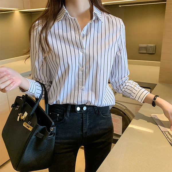 Ženska prugasta pamučna košulja s gumbima