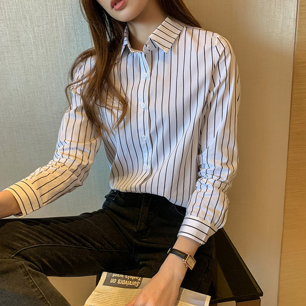 Ženska prugasta pamučna košulja s gumbima