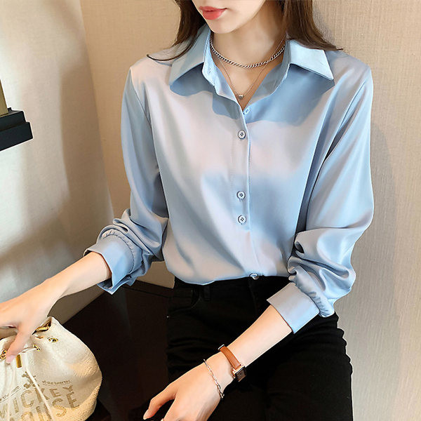 Novi model široke košulje sa klasičnom kragnom