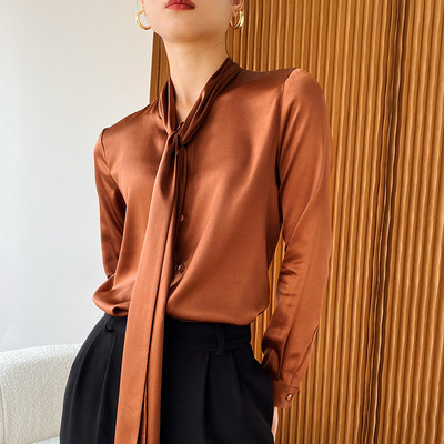 Модерна дамска сатенена риза с панделка и дълъг ръкав