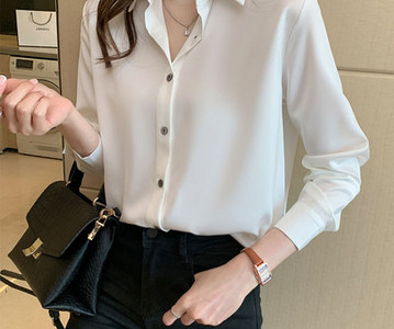 Ženska čista košulja na gumbe