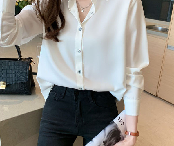 Ženska čista košulja na gumbe