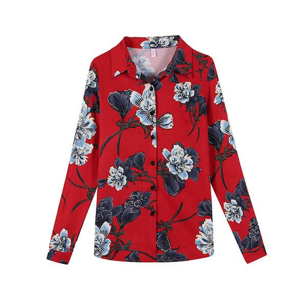 Pripijena ženska košulja s cvjetnim uzorkom