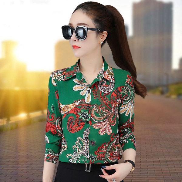 Šarena košulja od šifona s ovratnikom i dugim rukavima