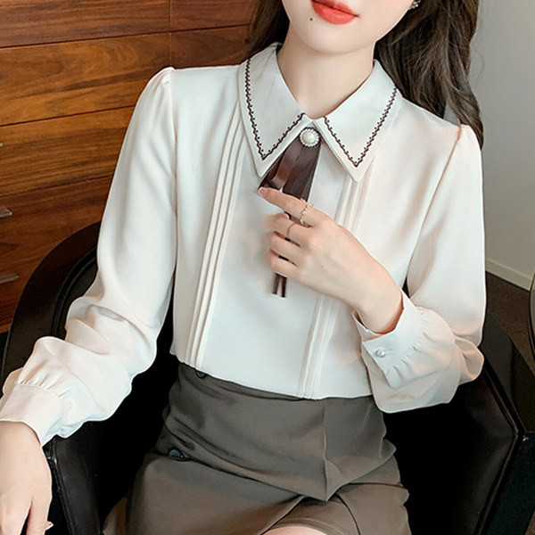 Moderna ženska košulja sa ovalnim izrezom - tri boje