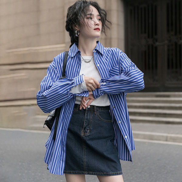 Triibuline lai taskuga särk