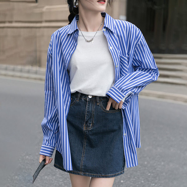 Triibuline lai taskuga särk