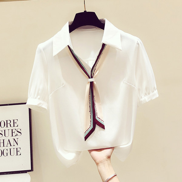 Γυναικείο πουκάμισο με κοντό μανίκι και κλασικό γιακά