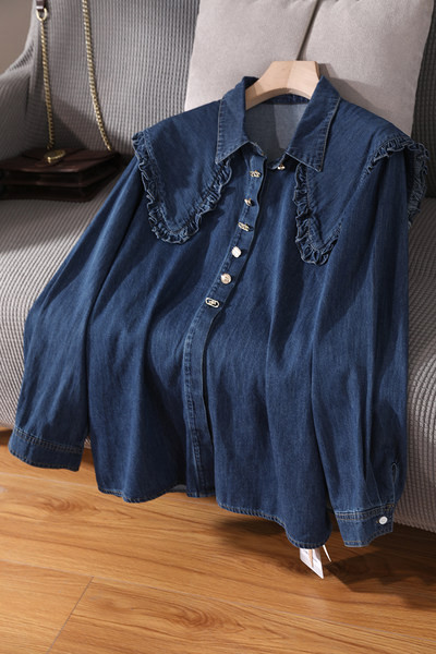 Дамска риза от деним с класическа яка и къдри