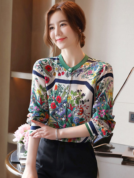 Kevadine 3/4 varrukatega lillelise mustriga naiste särk