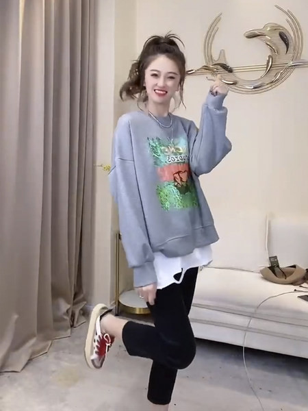 Φαρδύ γυναικείο μακρύ φανελάκι με σκισμένα μοτίβα