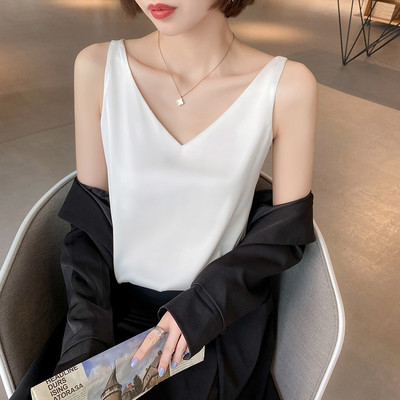 Γυναικείο μοντέρνο φανελάκι - κλασικό μοντέλο