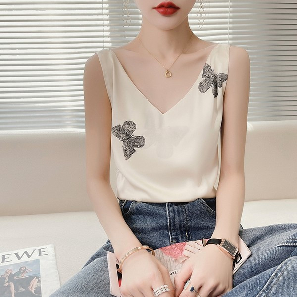 Летен сатенен потник с широки презрамки и щампа