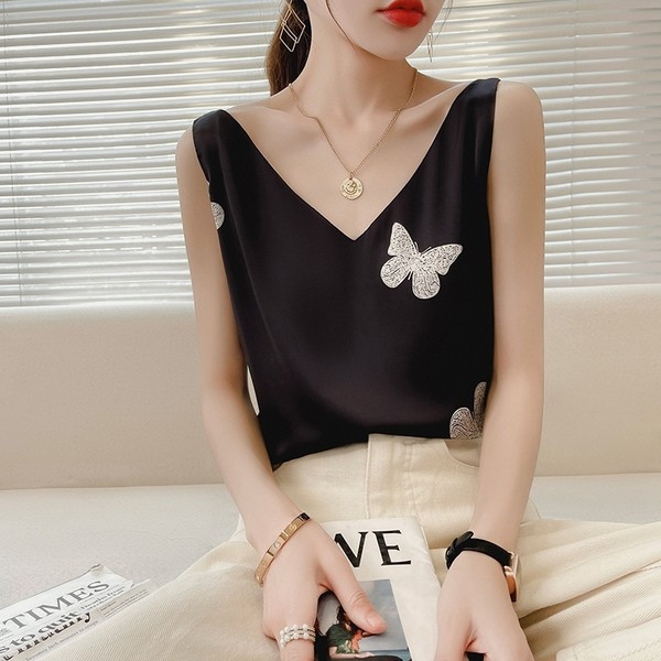 Летен сатенен потник с широки презрамки и щампа