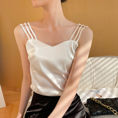 Kaasaegne naiste satiinist tank top - mitu mudelit