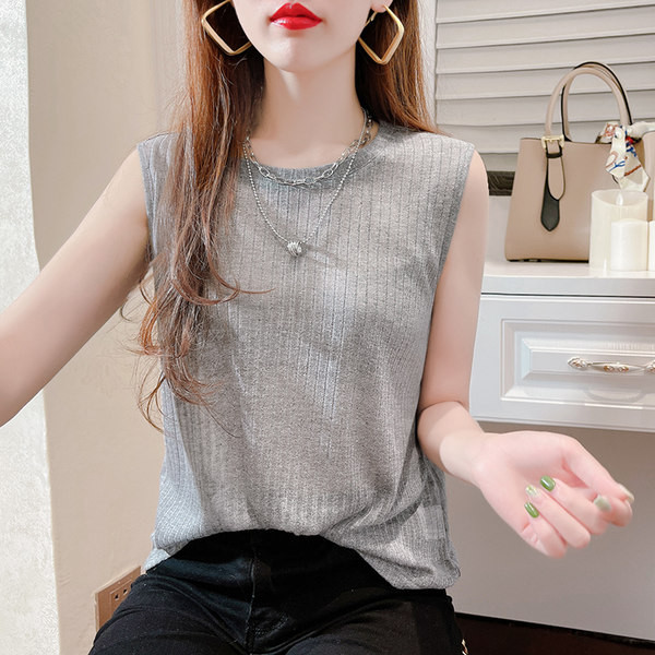 Ležeran model ženske majice bez rukava s okruglim izrezom