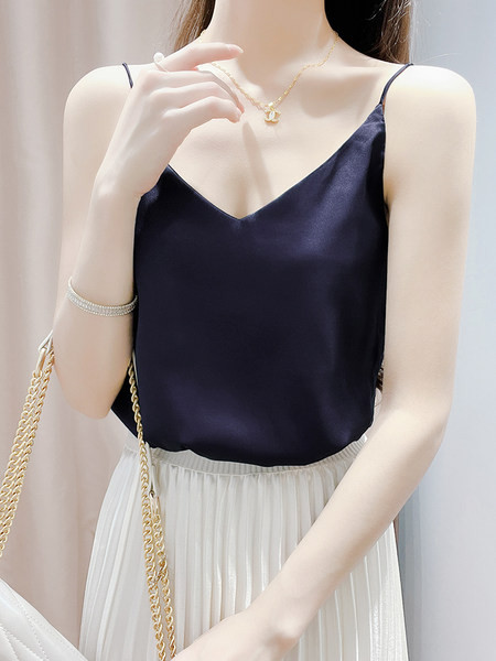 Ženska majica s tankim naramenicama i V izrezom