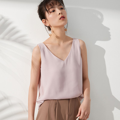 Novi model ženske majice bez rukava sa širokim naramenicama i špic izrezom