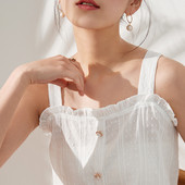 Laiade rihmade ja nööpidega igapäevane naiste topp