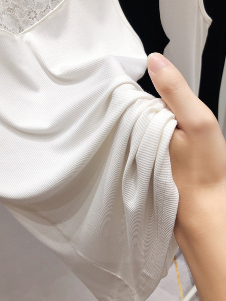 Pitsi ja poolkõrge kraega naiste istuv topp