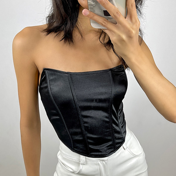 Moodne naiste rinnakorv kolmes värvitoonis