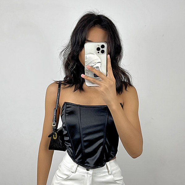 Moodne naiste rinnakorv kolmes värvitoonis