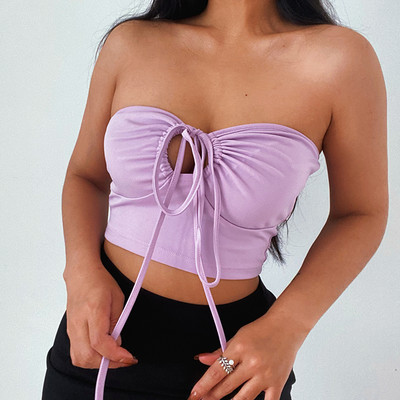 Naiste lühike rinnakorv mitmes värvitoonis lipsudega