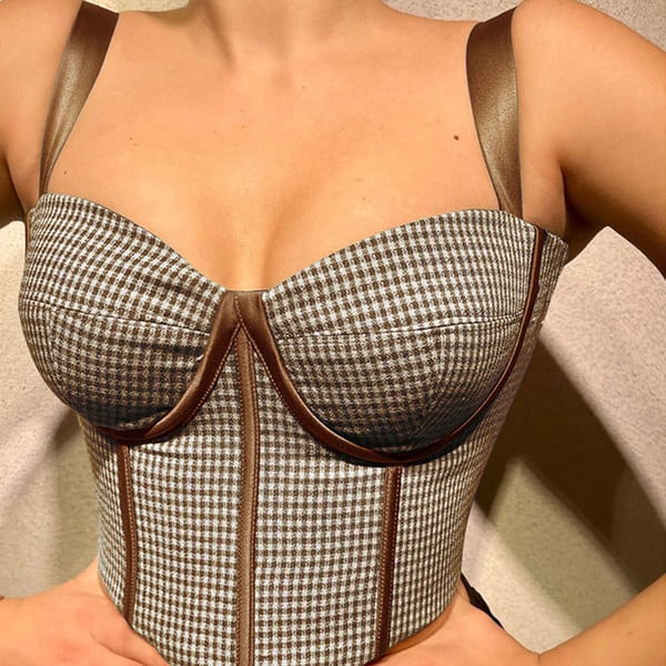 Εφαρμοσμένο καρό μπουστάκι με φαρδιές τιράντες