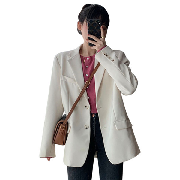 Dnevna ženska jakna u dvije boje