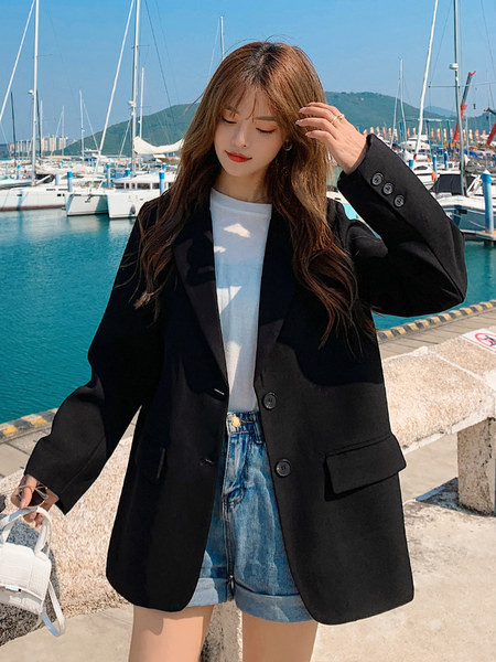 Naiste lai nööpidega jope – kahte värvi