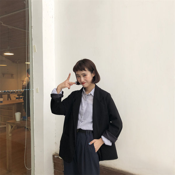 Нов модел дамско сако в два цвята