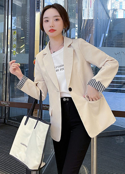 Актуално сако с копче и дълъг ръкав