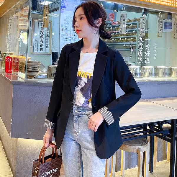 Актуално сако с копче и дълъг ръкав