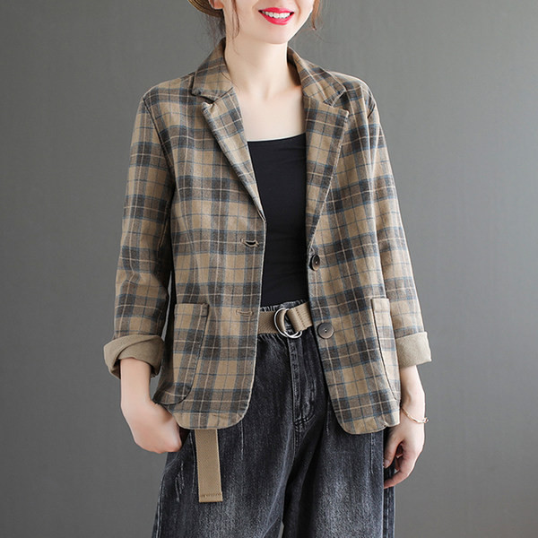 Uue mudeli naiste lühike nööpide ja taskutega jakk